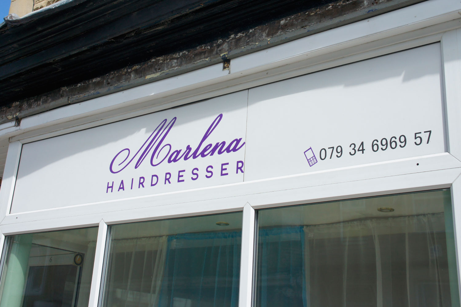 Projekt logotyp Marlena i szyld salonu fryzjerskiego